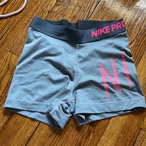 Nike pros shorts